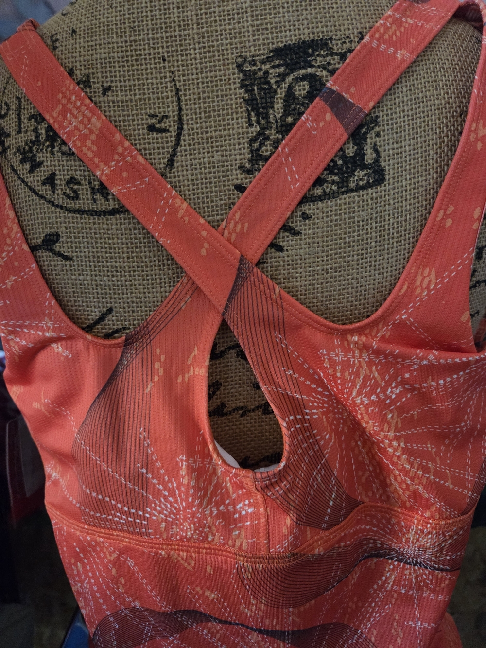 🍍Exercise Tee - Picture 3 of 3